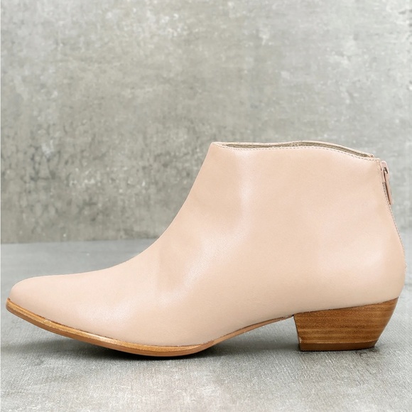 Matisse Aida leather booties in Nude - Picture 2 of 16